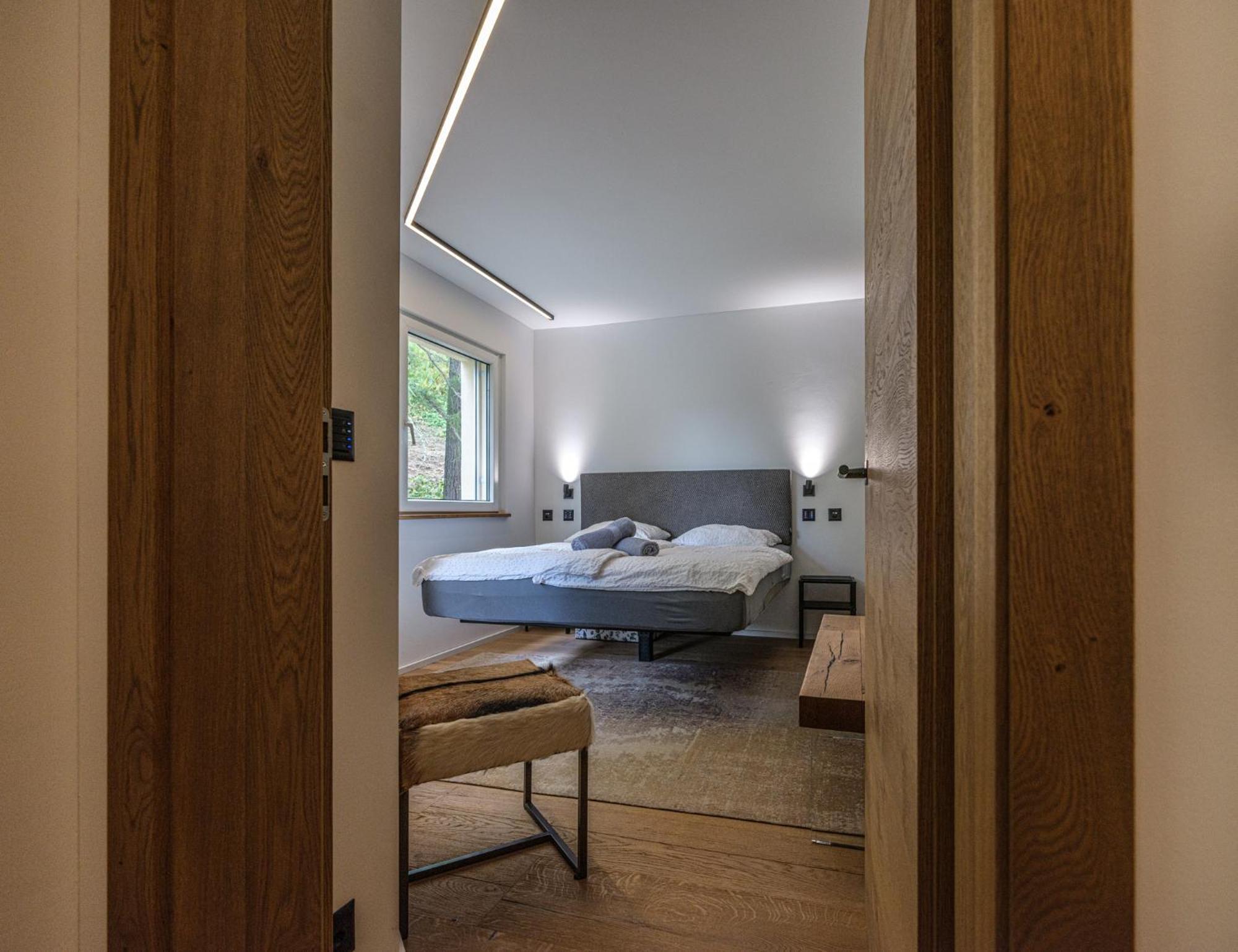 Luxury Mountain With Private Sauna And Underground Parking Sankt Moritz