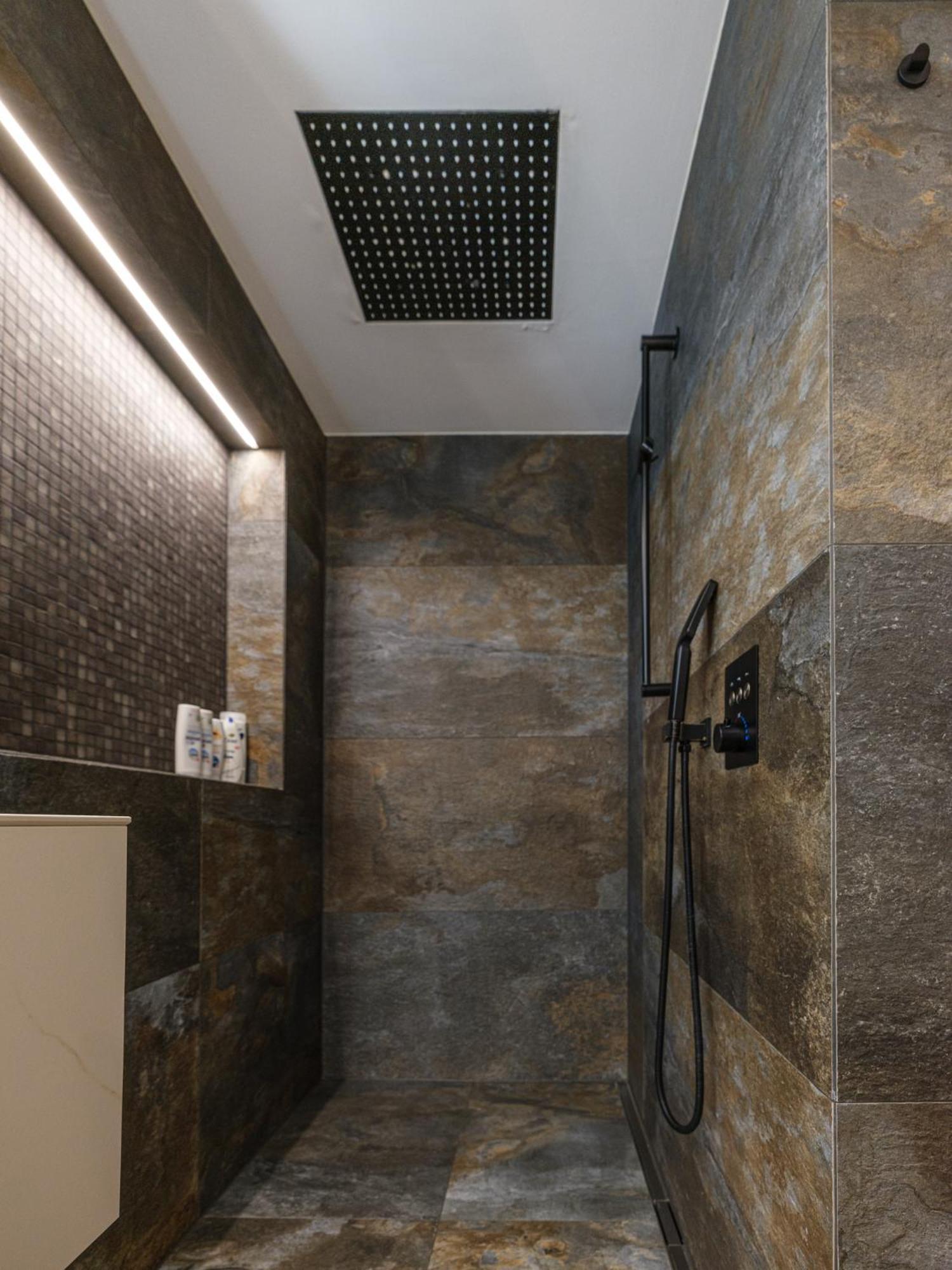 Luxury Mountain With Private Sauna And Underground Parking Appartamento Sankt Moritz